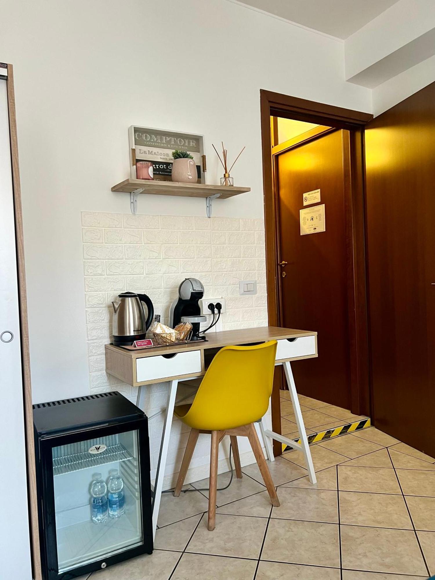 Verona Rooms Exterior foto