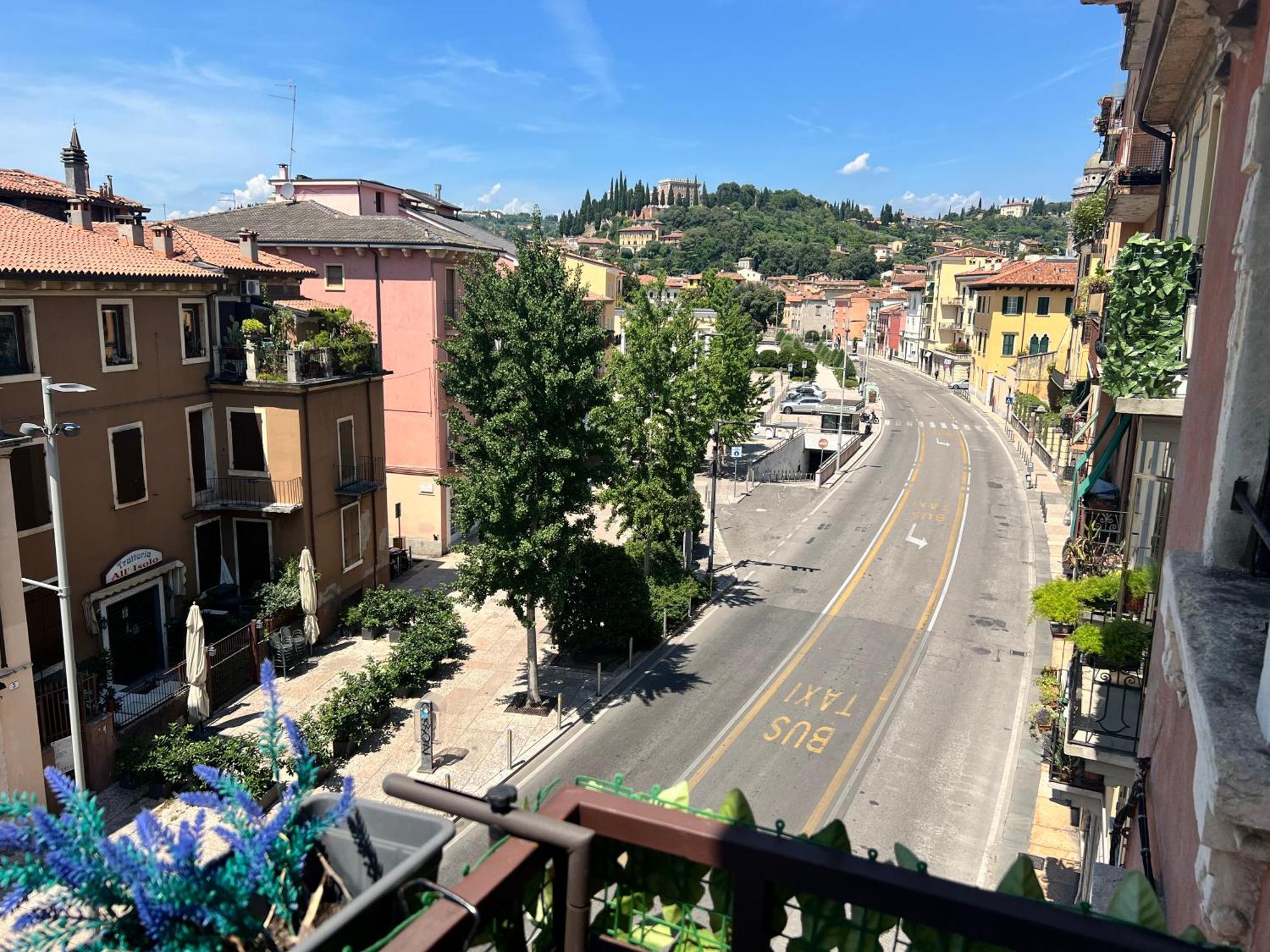 Verona Rooms Exterior foto