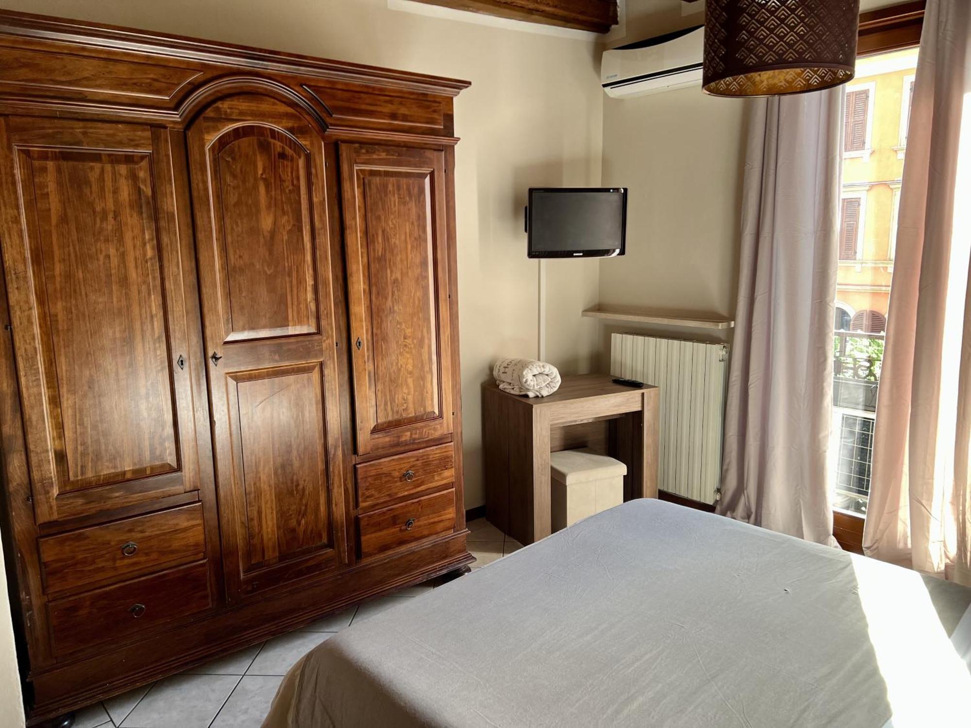 Verona Rooms Exterior foto